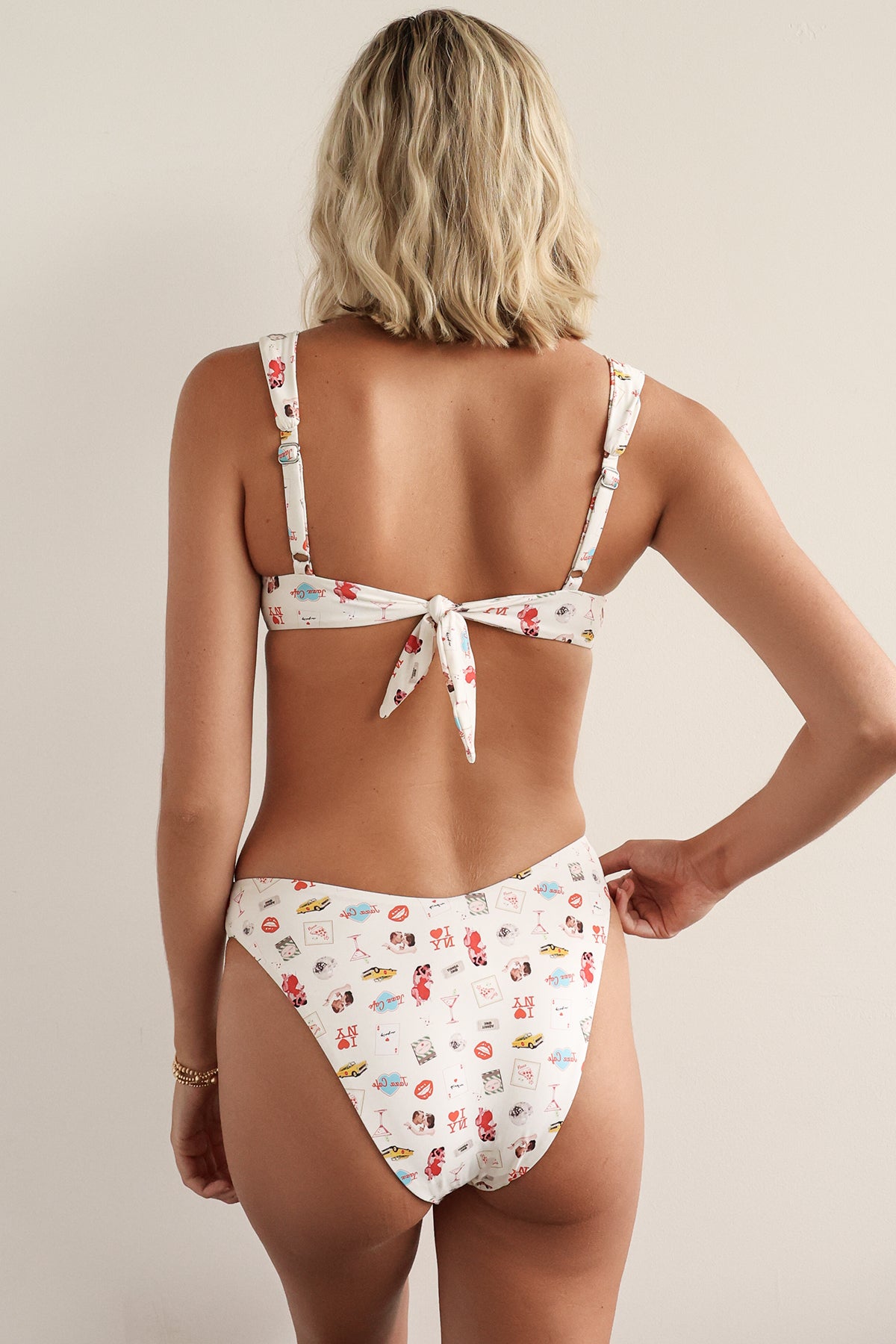 Alternative view of XS / The Kini That Never Sleeps